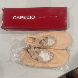 Capezio Ballet Shoes size 2.5
